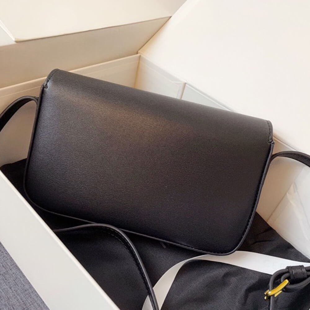 Ce**e triomphe shoulder bag