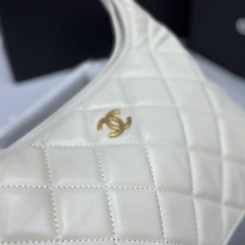 Ch*el hobo bag