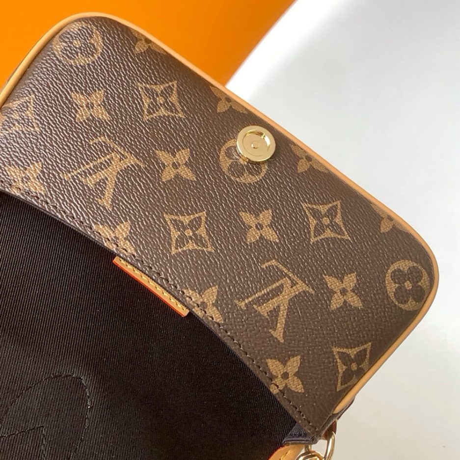 LV Nano Diane