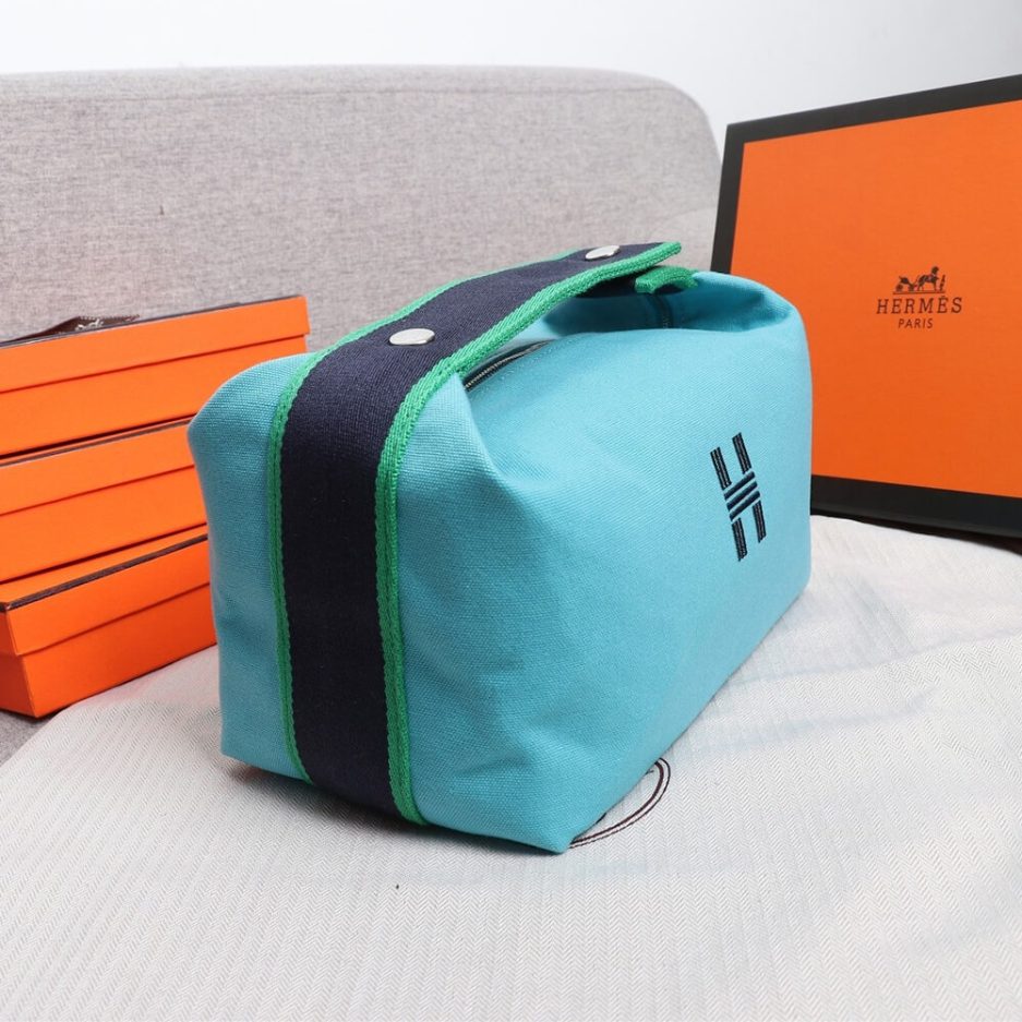 H**mes toiletery bag