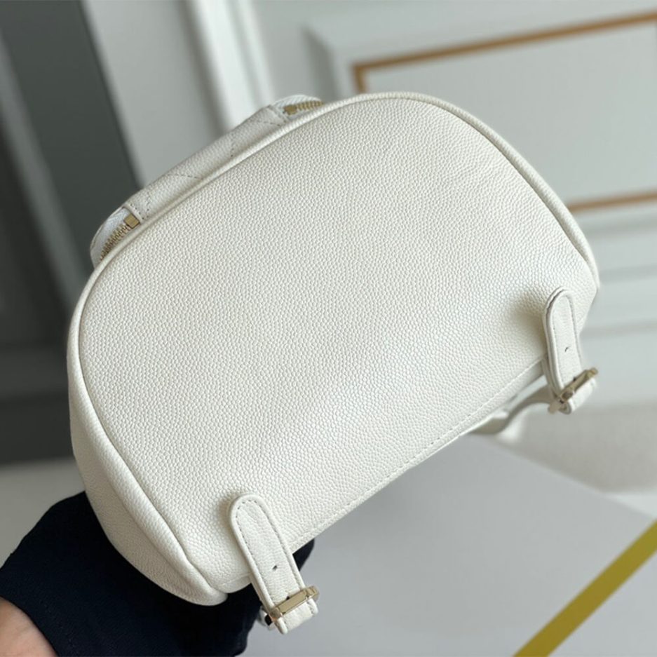 Ch*el caviar backpack