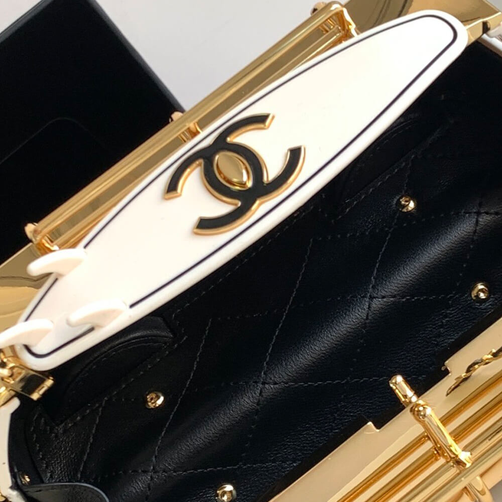 Ch*el mini van minaudiere(low stock)