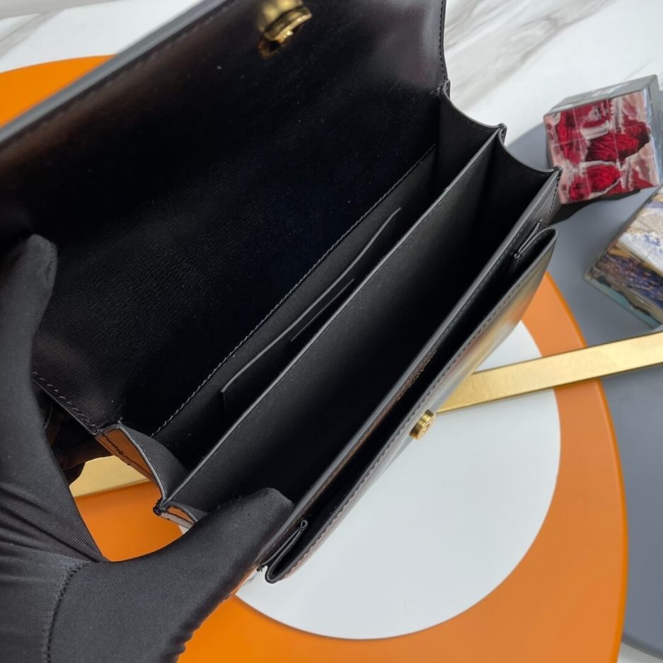 YSL sunset medium leather shoulder bag