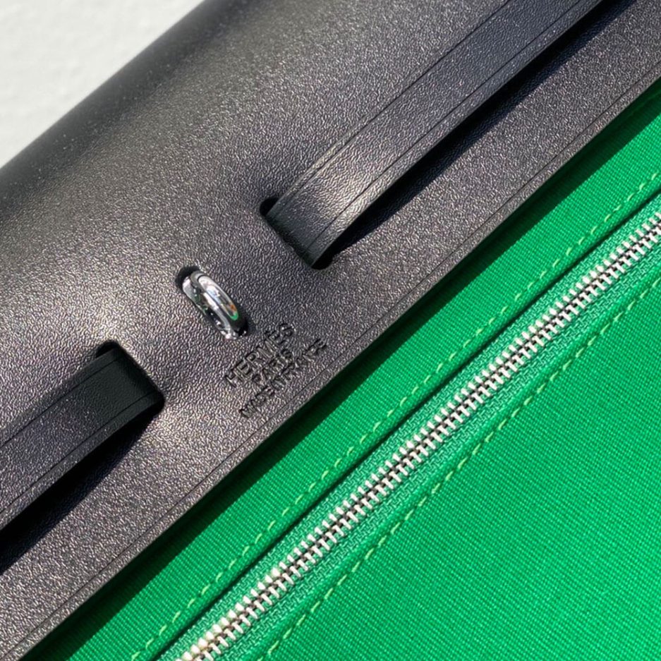 H**mes herbag zip 31 bag