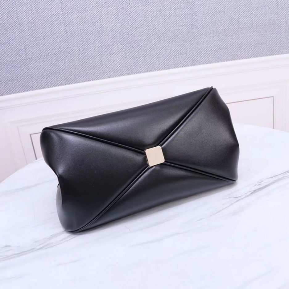 small D*or key bag