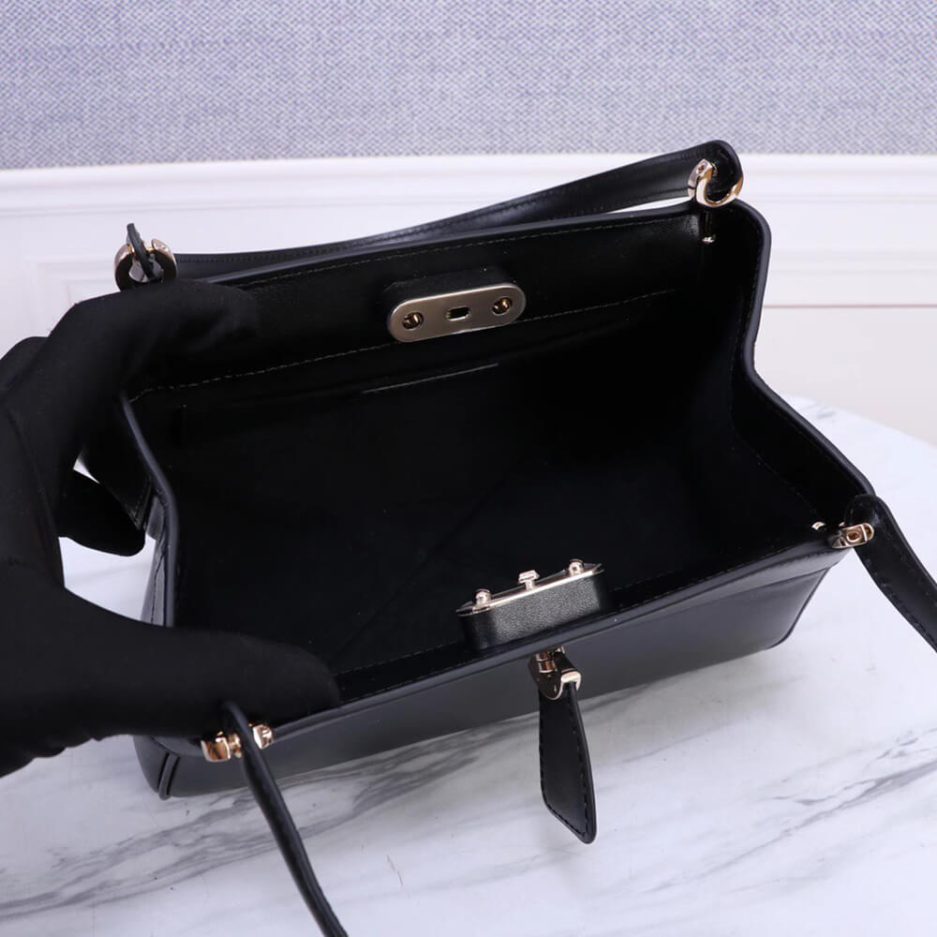 small D*or key bag