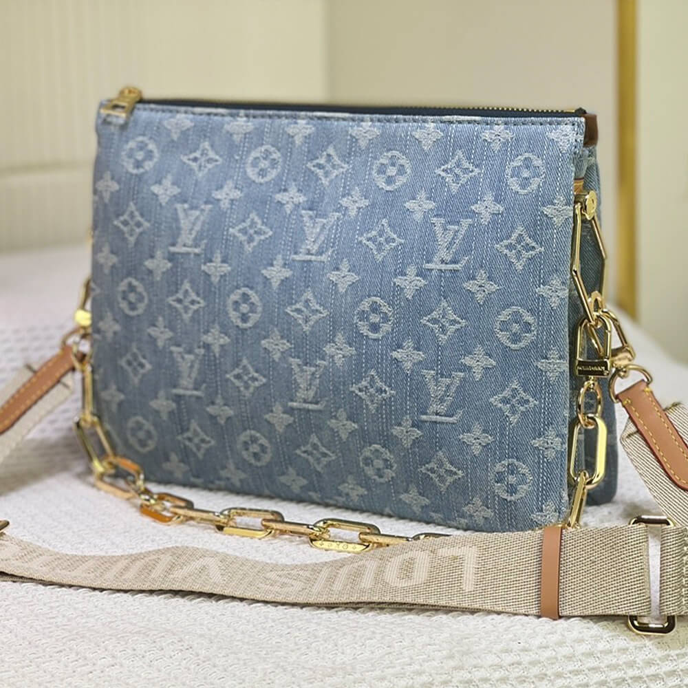 LV Coussin PM