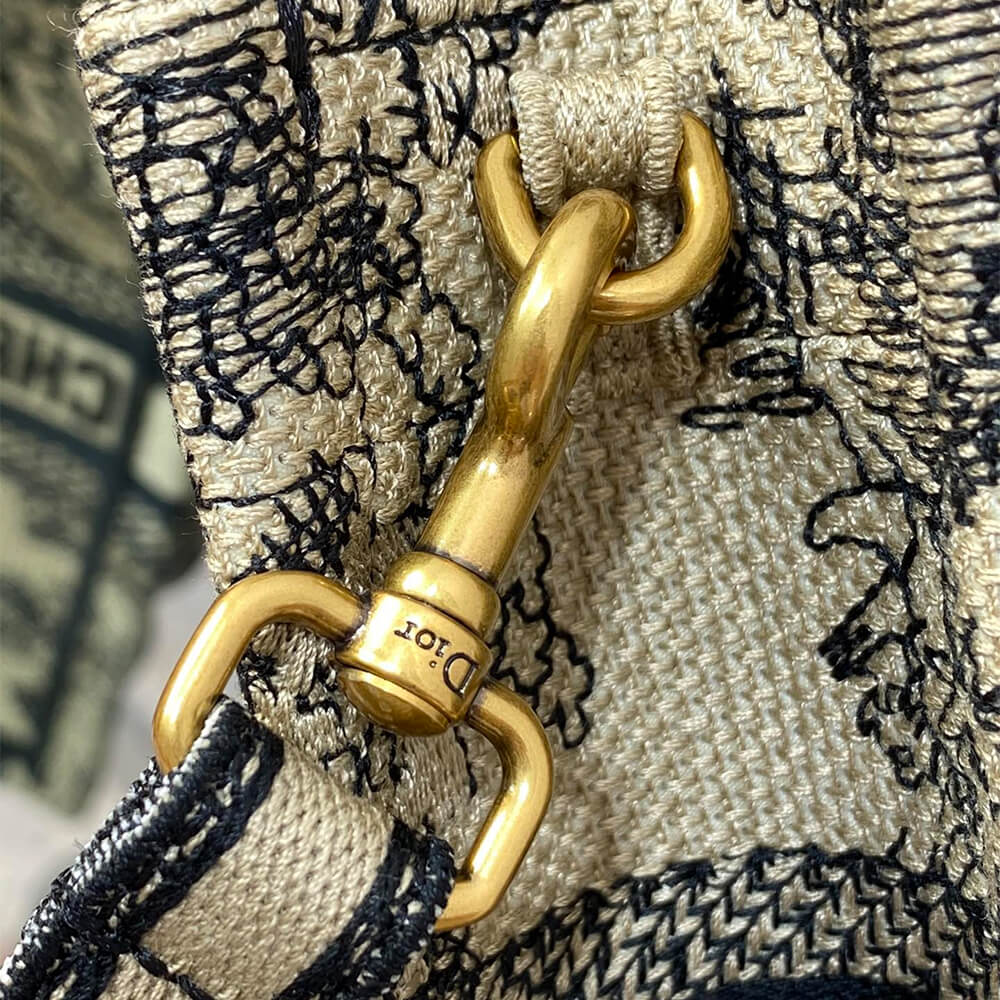 mini vertical D*or book tote