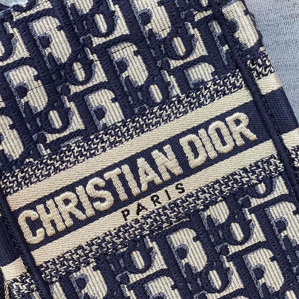 mini vertical D*or book tote
